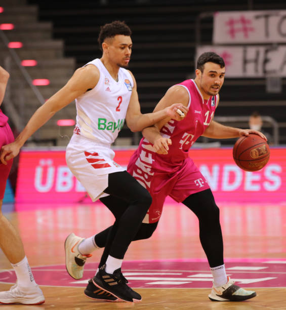 奏牢牢掌控 奏牢牢掌控